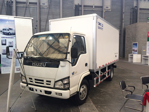 五十鈴牌冷藏車